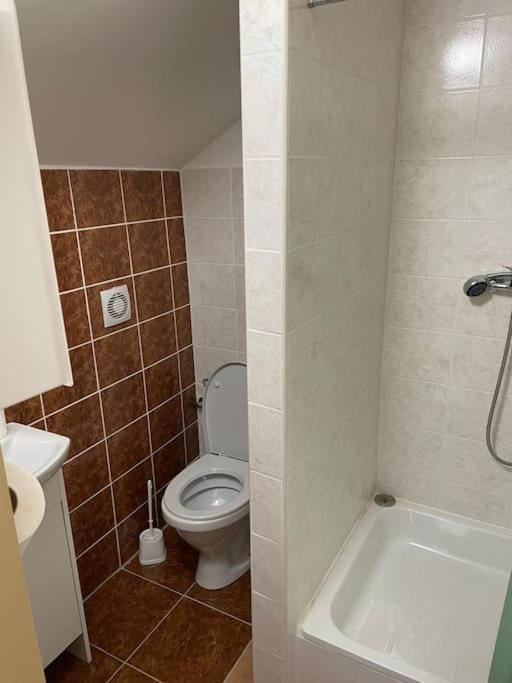 Izba Juliana V Penzione Pod Smrekom Martin Ngoại thất bức ảnh